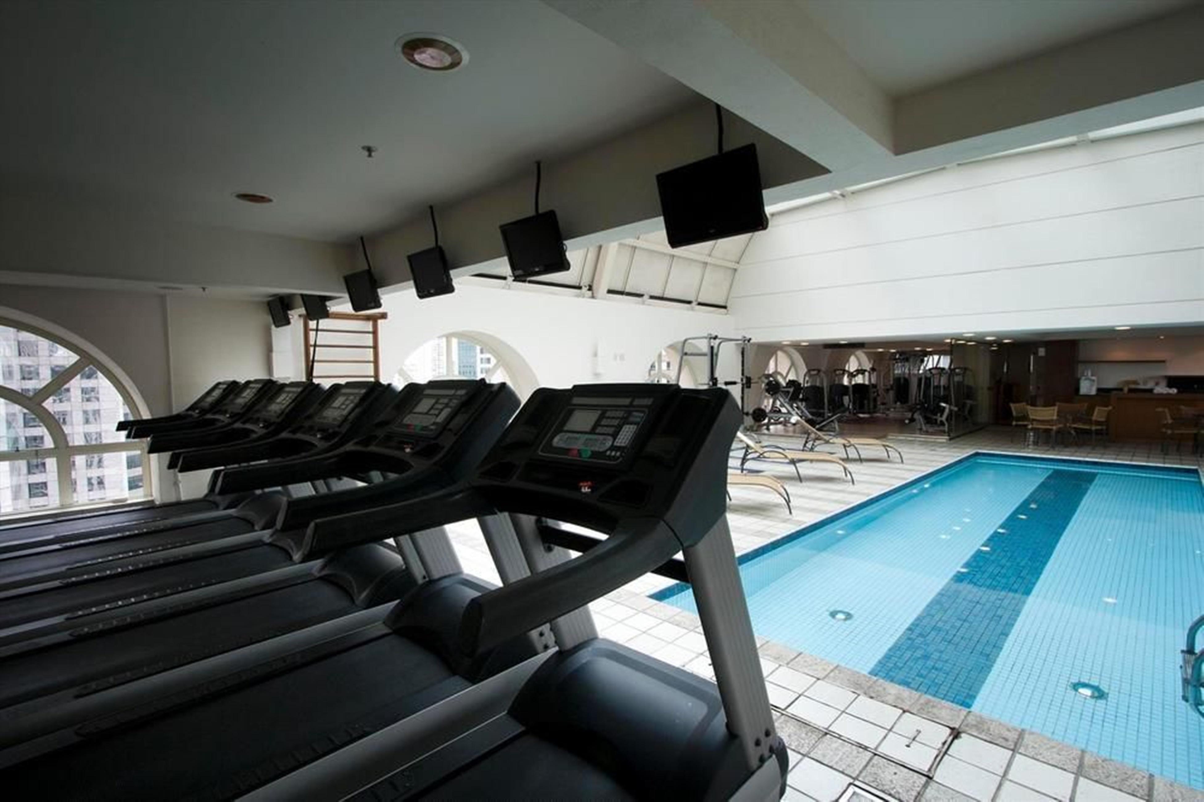 Gran Estanplaza Berrini Hotel São Paulo Ngoại thất bức ảnh The gym at the hotel